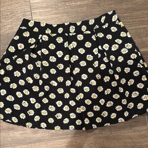 Fun & Flirt Black and White Pleated Skater Mini